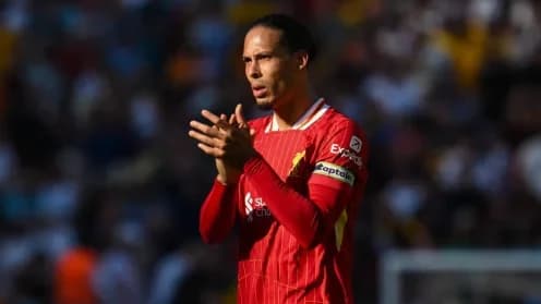 Van Dijk in Talks for New Liverpool Contract Extension