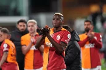 Chelsea Faces Tough Competition for Victor Osimhen's Transfer