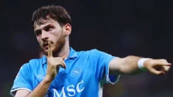 Kvaratskhelia's Contract Talks Stall Amidst Wage Dispute